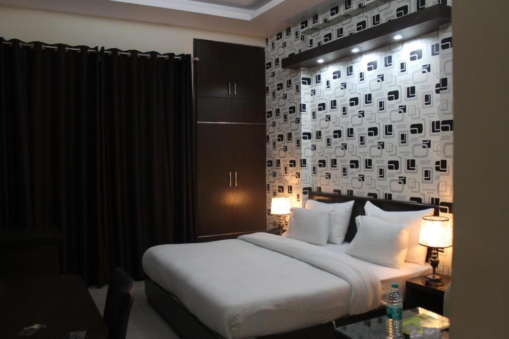Royal Residence Gurgaon Esterno foto